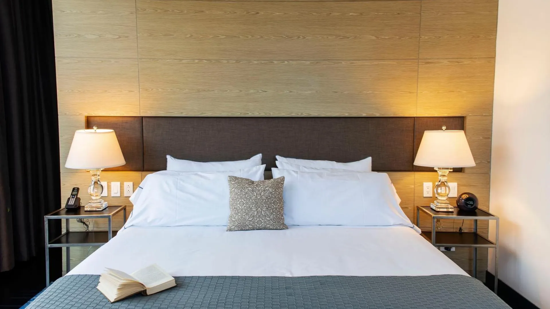 Aparthotel 8010 Urban Living- Luxury Home Experience Bogota