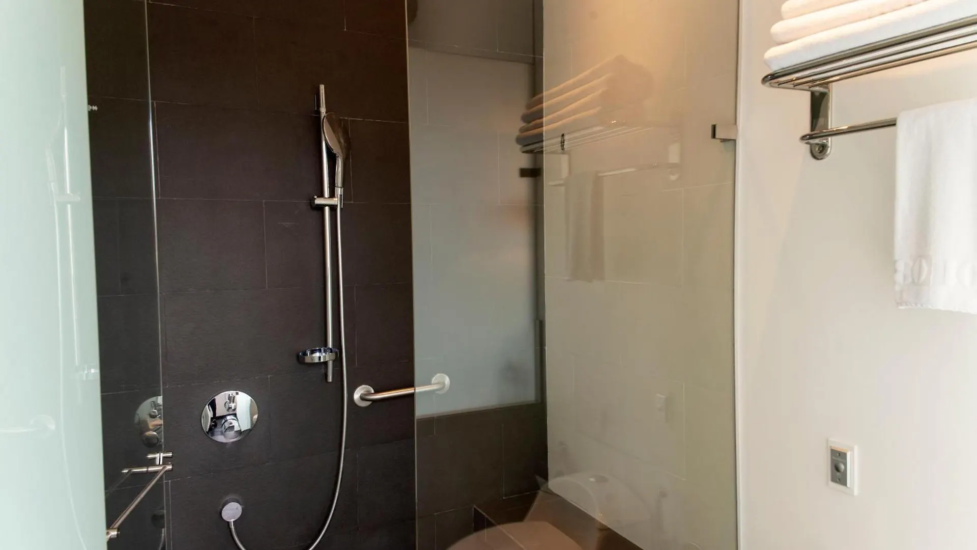 Aparthotel 8010 Urban Living- Luxury Home Experience Bogota