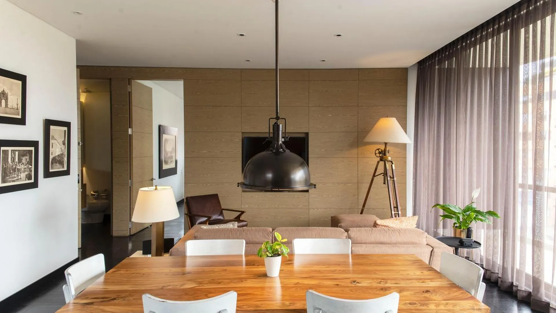 8010 Urban Living- Luxury Home Experience Bogota