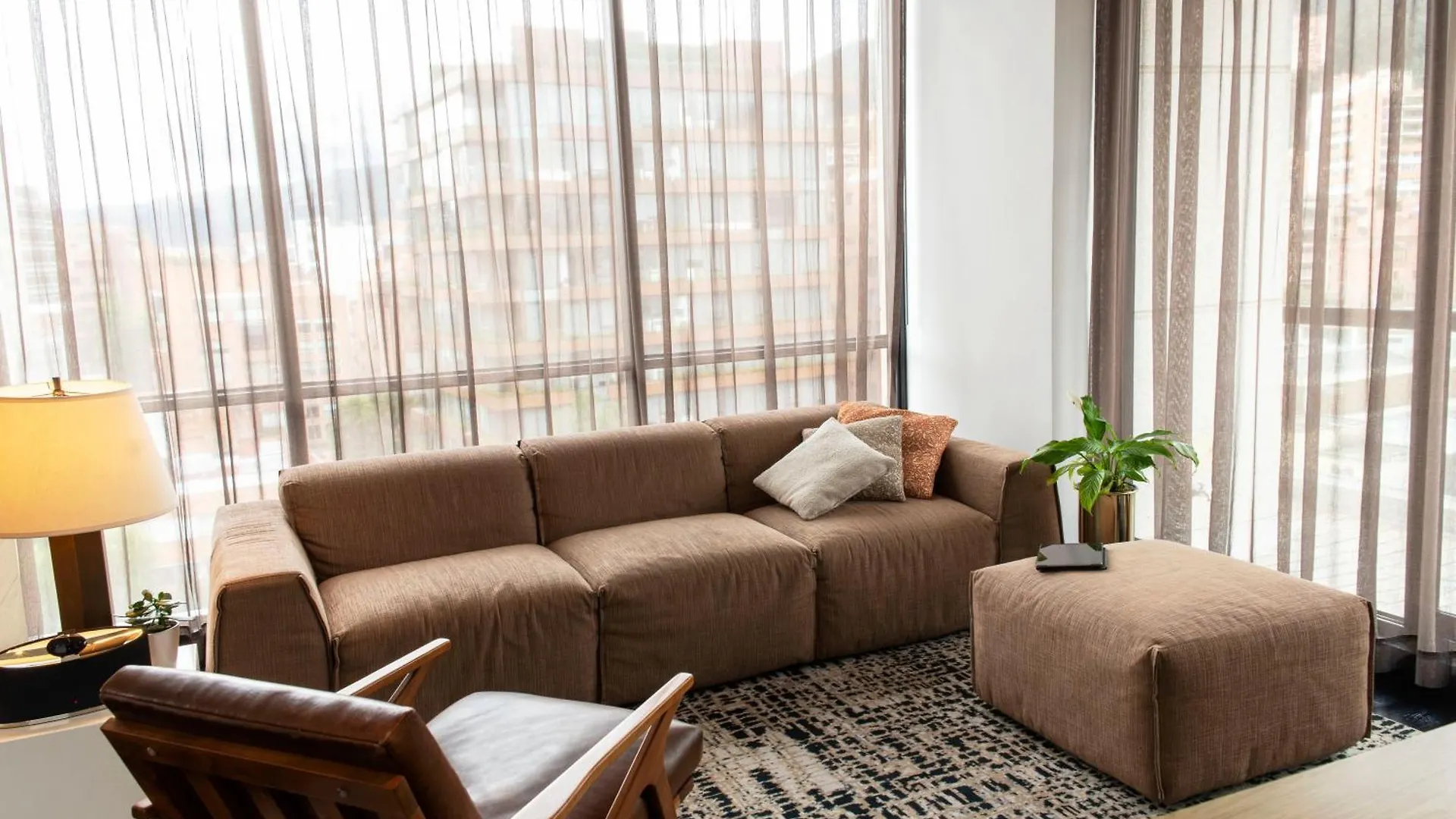 Aparthotel 8010 Urban Living- Luxury Home Experience Bogotá